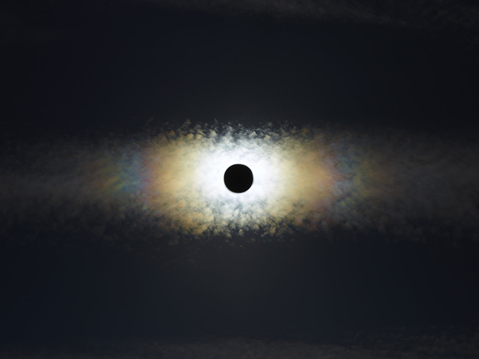 pics of a sun turning into a black hole